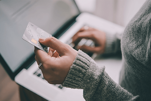 The lending market in Australia is no longer restricted to loans and credit cards. Buy now pay later, an innovation in the fintech industry is slowly catching up. This option makes it easy to make a purchase now and repay the amount through instalments over time, without additional interest. But how do you decide whether to go for a credit card or buy now pay later card? Here’s what you need to know. The lending market in Australia is no longer restricted to loans and credit cards. Buy now pay later, an innovation in the fintech industry is slowly catching up. This option makes it easy to make a purchase now and repay the amount through instalments over time, without additional interest. But how do you decide whether to go for a credit card or buy now pay later card? Here’s what you need to know.
